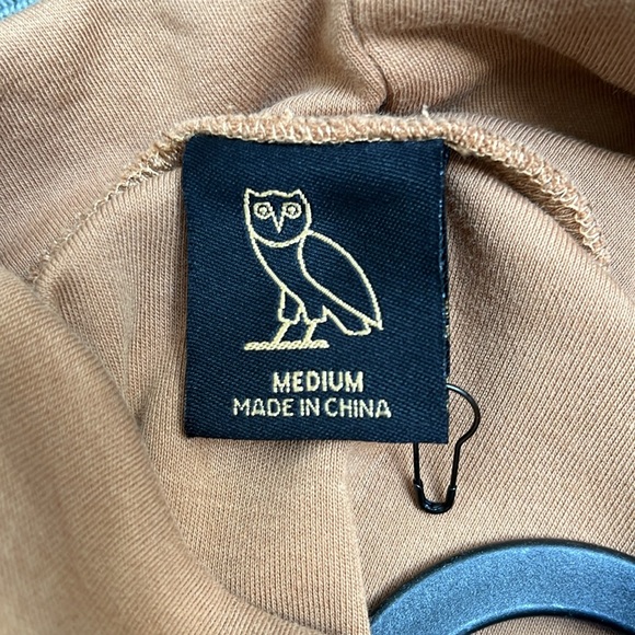 OVO Women’s Long Sleeve Turtleneck Shirt - Picture 4 of 6